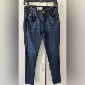 Democracy Dark Blue Skinny Jeans size 4